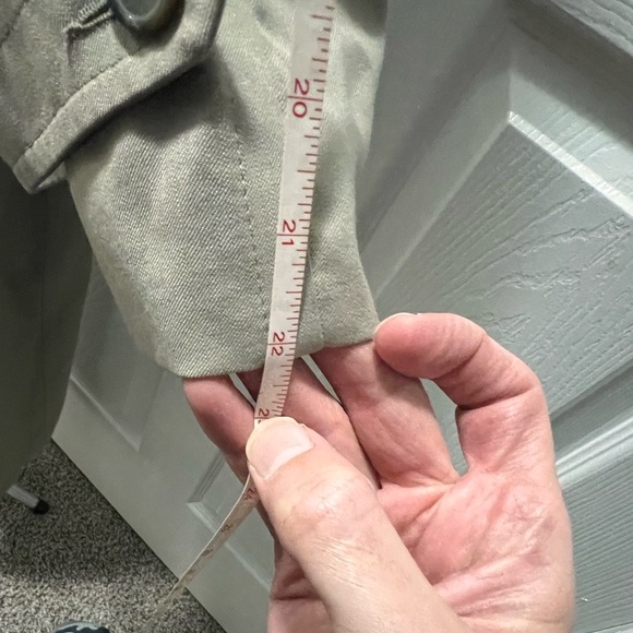 London Fog Classic Trench Coat, size 42 Regular Tan Beige USA made - Picture 15 of 16